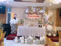 Sinh nhật b&eacute; Nguyễn Khoa - bong b&oacute;ng tạo n&ecirc;n sinh nhật thật lung linh.